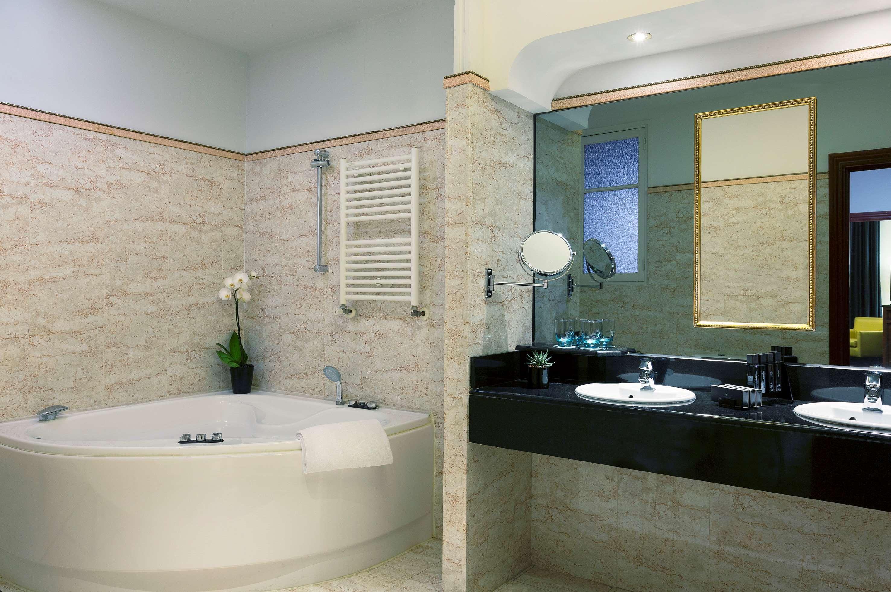 Melia Champs Elysees 4* Parijs